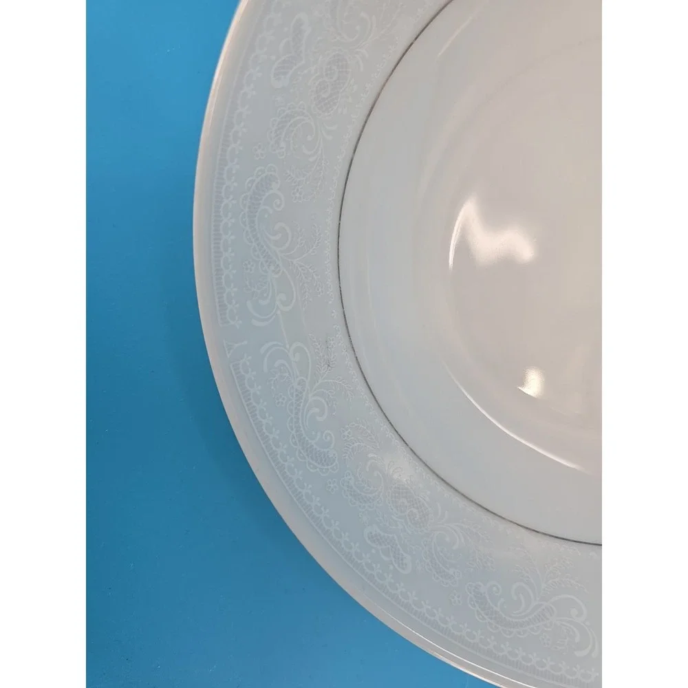 The Regent Collection Crown Ming Crochet 9-1/4